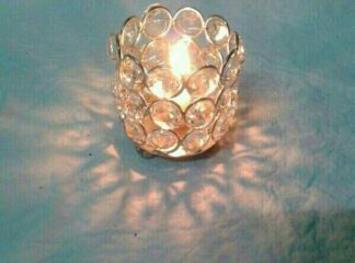 Aluminium and crystal tee light